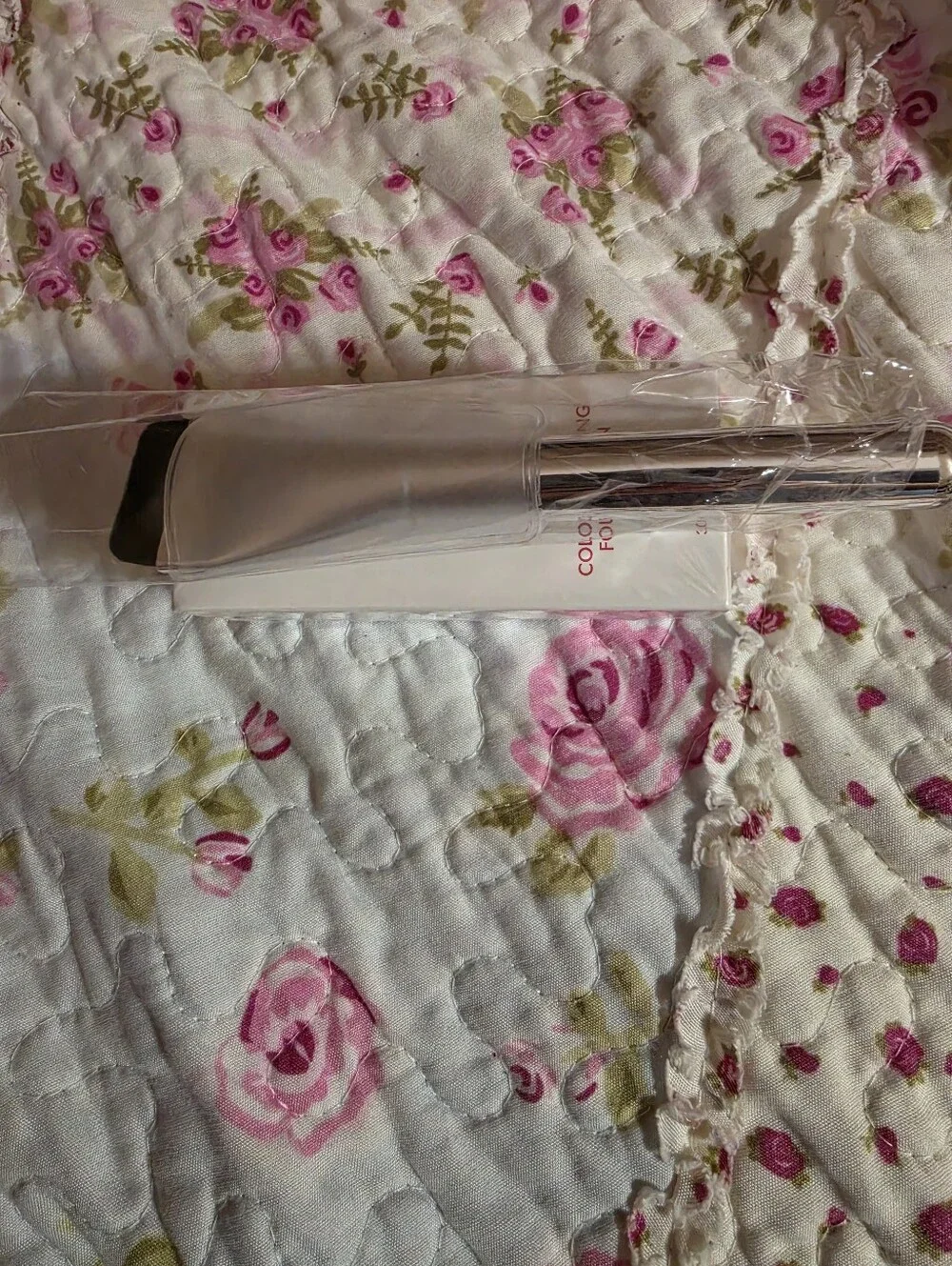 SMOOCHE color changing foundation